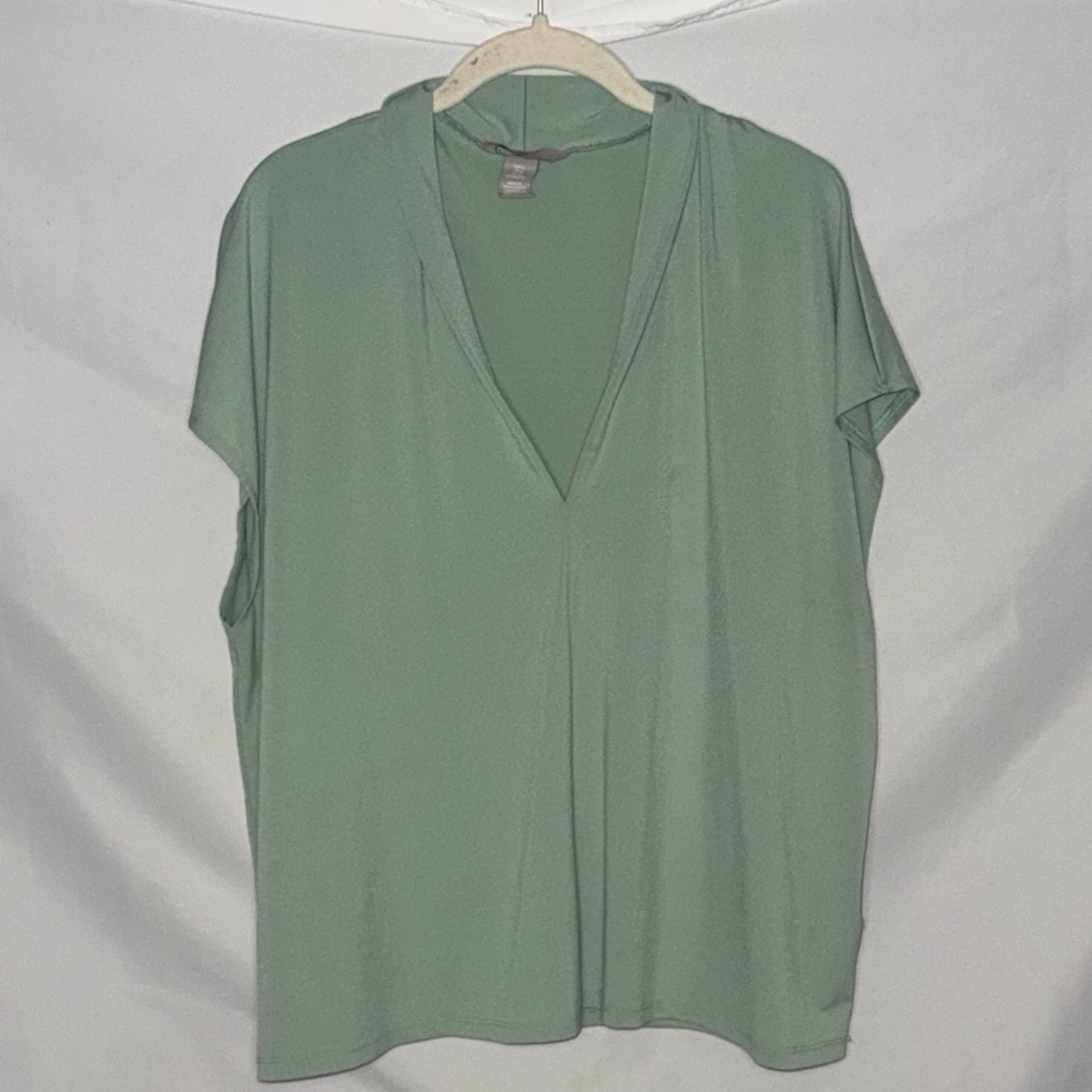 H&M Sage Green V-Neck Crepe Jersey Cap Sleeve Blouse Size XL EUC